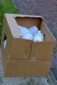 vinegar to curb