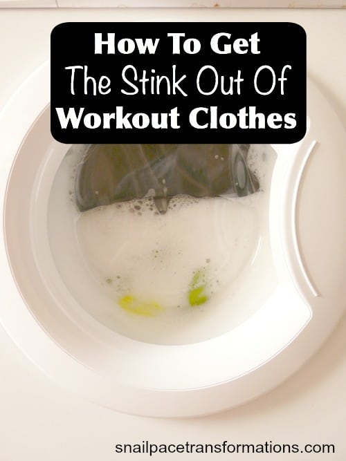 How to get the stink out of your workout clothes. This is so simple! 