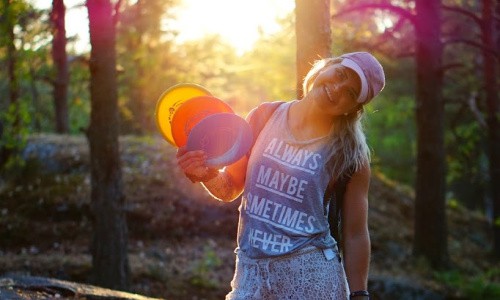 A round of disc golf is an inexpensive Father's Day activity.