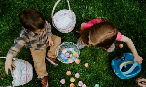 26 Easter Basket Gift Ideas For Toddlers That Are Not Junk